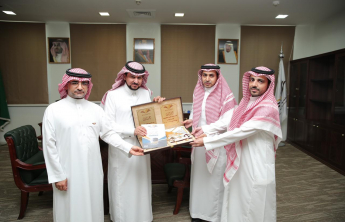 The Rector receives the annual report of the College of Applied Medical Sciences in Wadi Al Dawasir