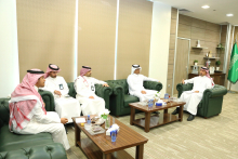 The university president meets with the deans of colleges in Wadi Al-Dawasir